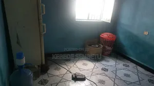 5bdrm House in Oromia, East Shewa for sale