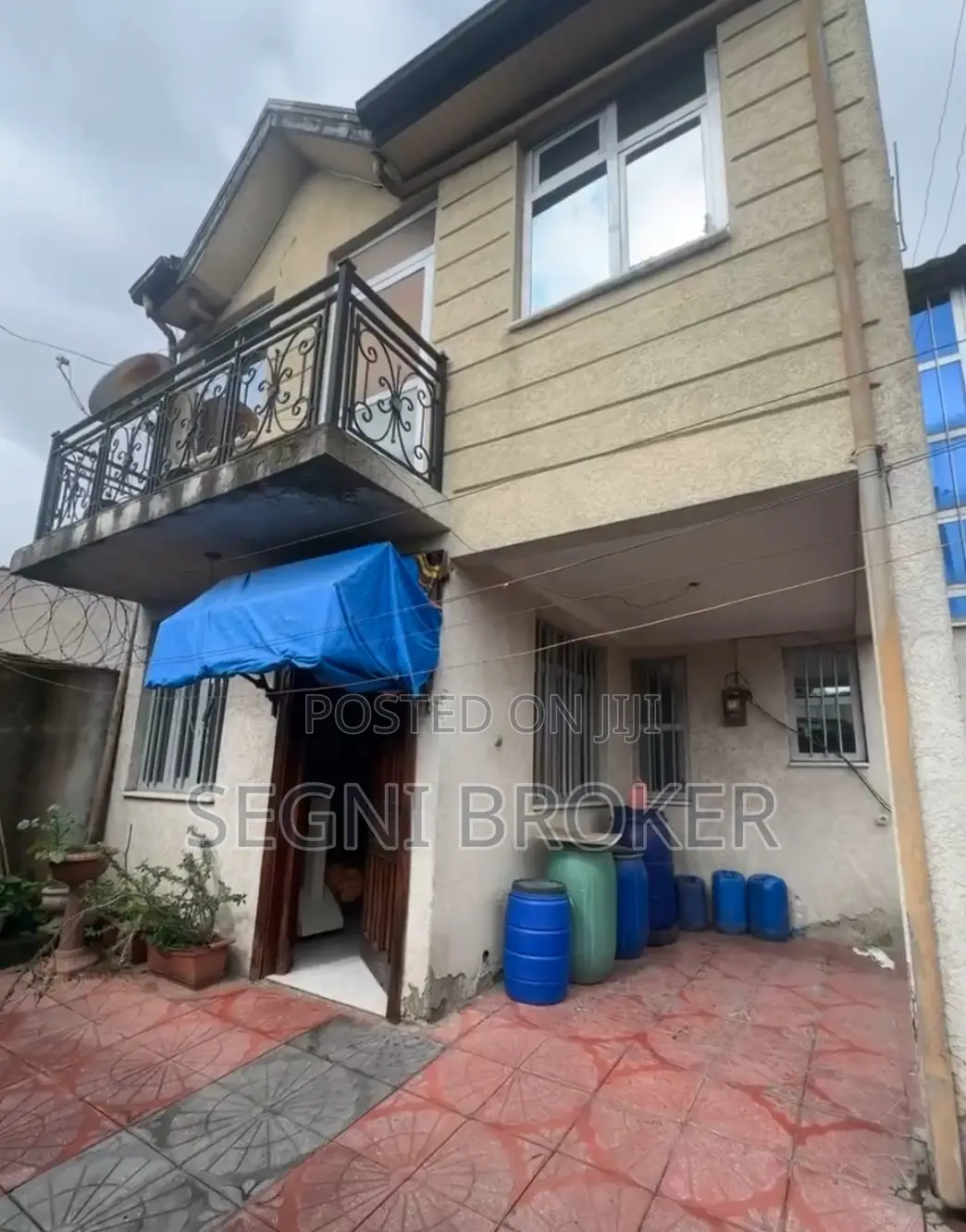 3bdrm House in Saris Addisu Sefer, Nifas Silk-Lafto for sale