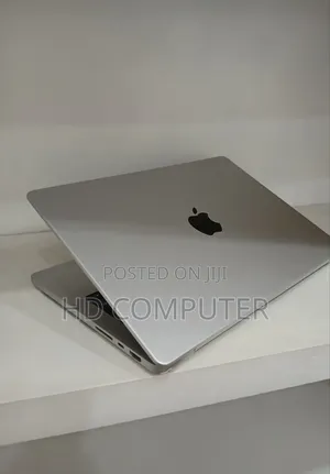 New Laptop Apple MacBook Pro 2021 M1 16GB Apple M1 Pro SSD 1T
