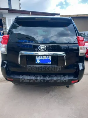 Toyota Land Cruiser Prado 2013 Black