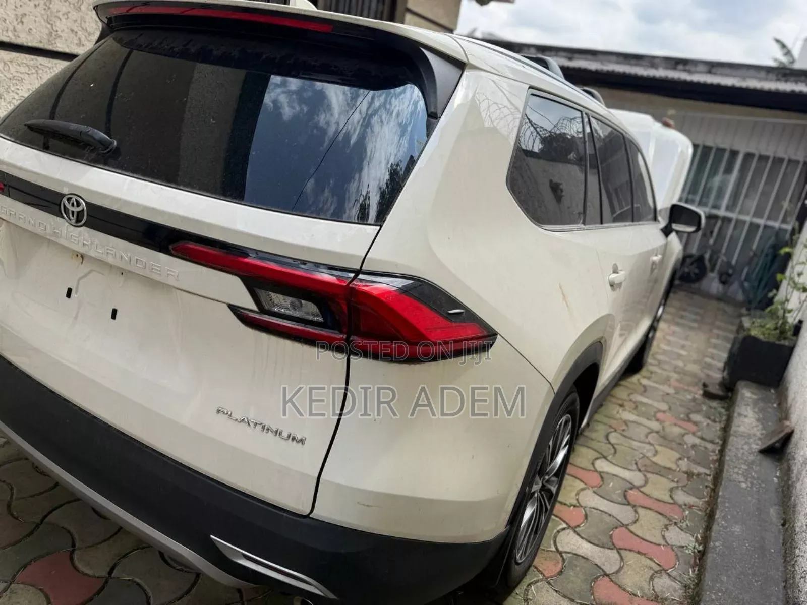 New Toyota Grand Highlander Hybrid 2025 White