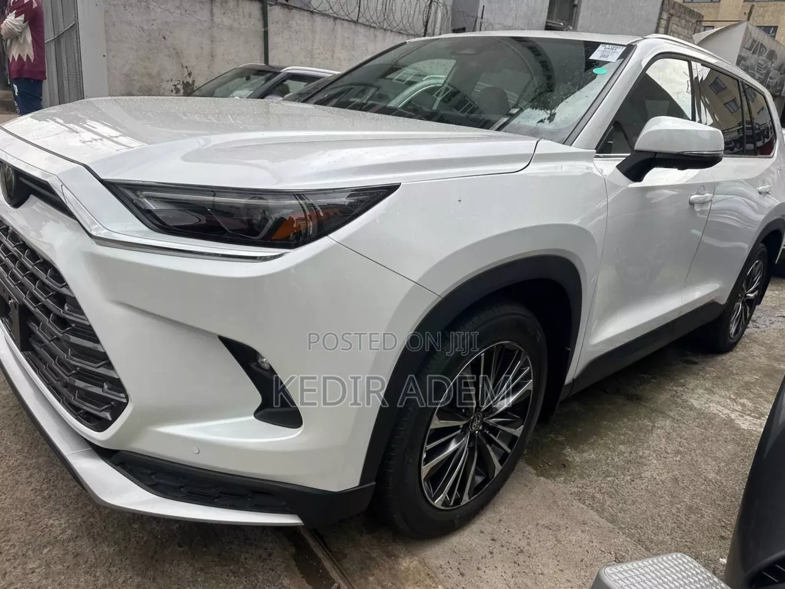 New Toyota Grand Highlander Hybrid 2025 White