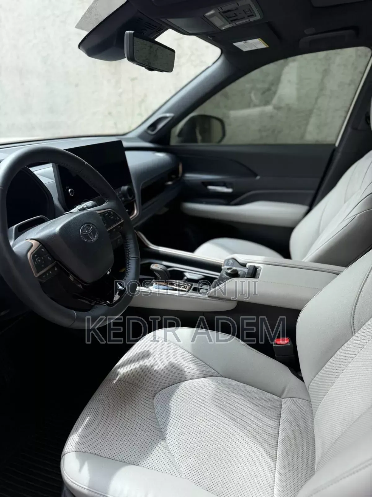 New Toyota Grand Highlander Hybrid 2025 White