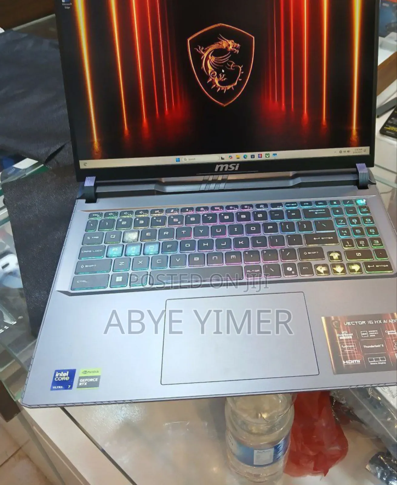 New Laptop MSI Vector 16 HX AI A2XWIG 16GB Intel Core Ultra 7 SSD 1T