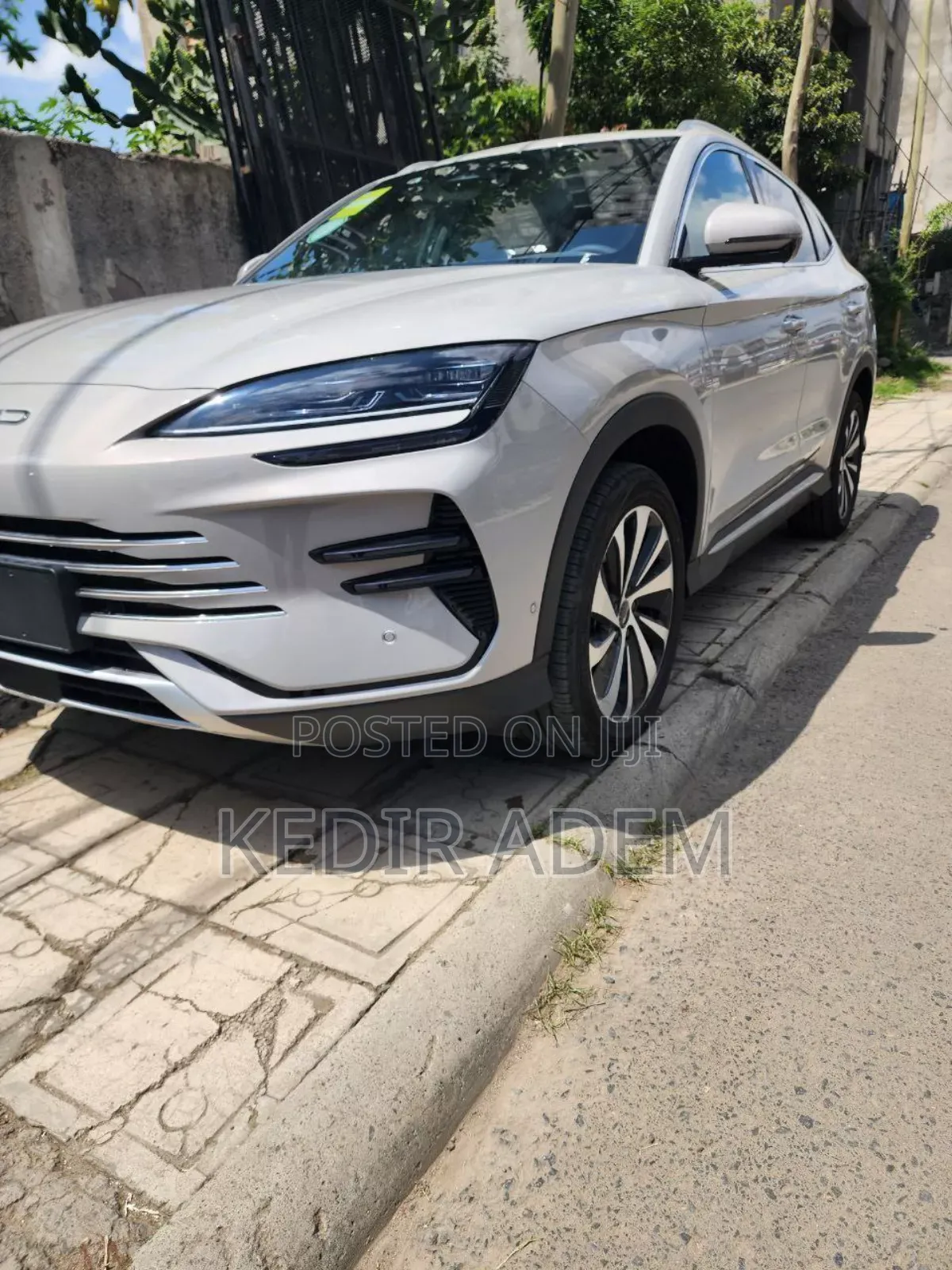 New BYD Song Plus DM-i 2024 Silver