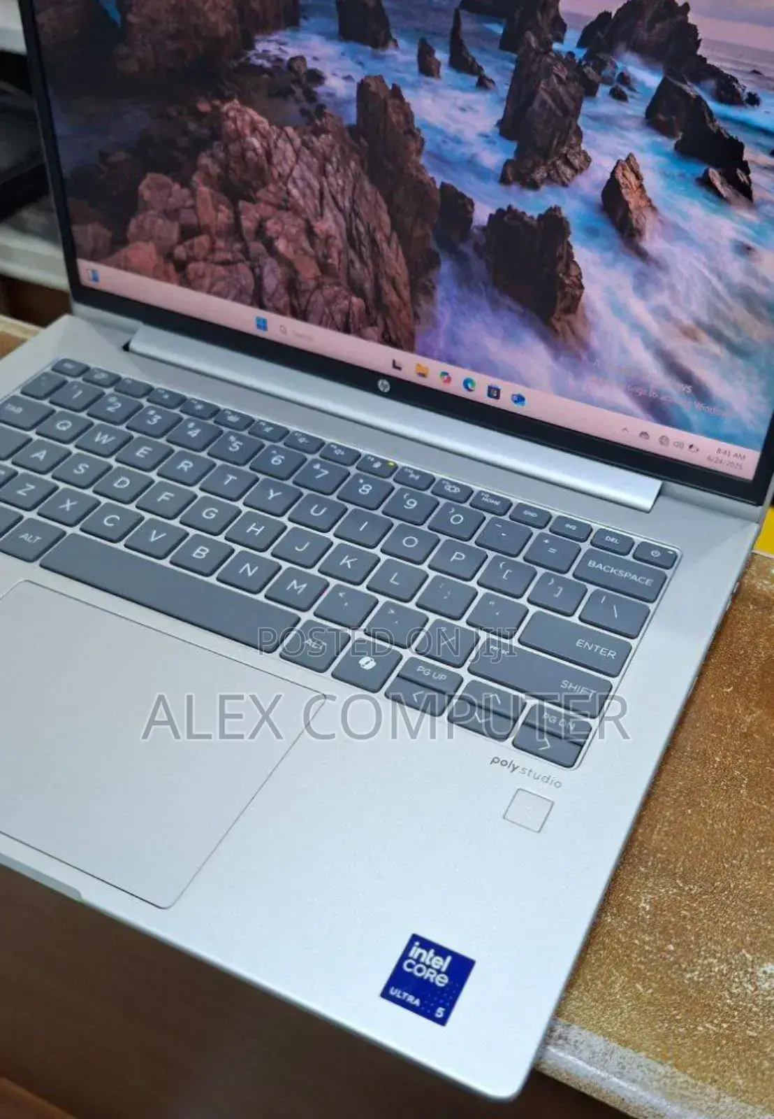 New Laptop HP 16GB Intel Core Ultra 5 SSD 512GB