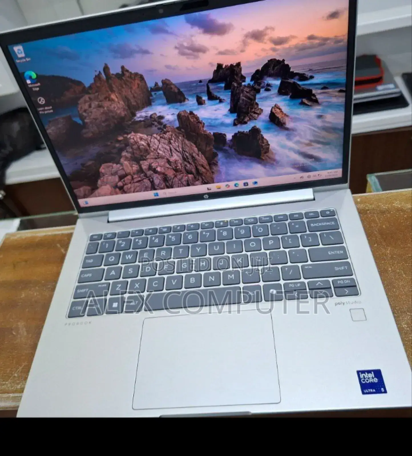 New Laptop HP 16GB Intel Core Ultra 5 SSD 512GB