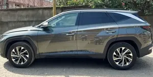 Hyundai Tucson SEL 2024 Gray