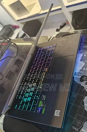 New Laptop Asus ROG Strix G16 G614 16GB Intel Core I9 SSD 1T