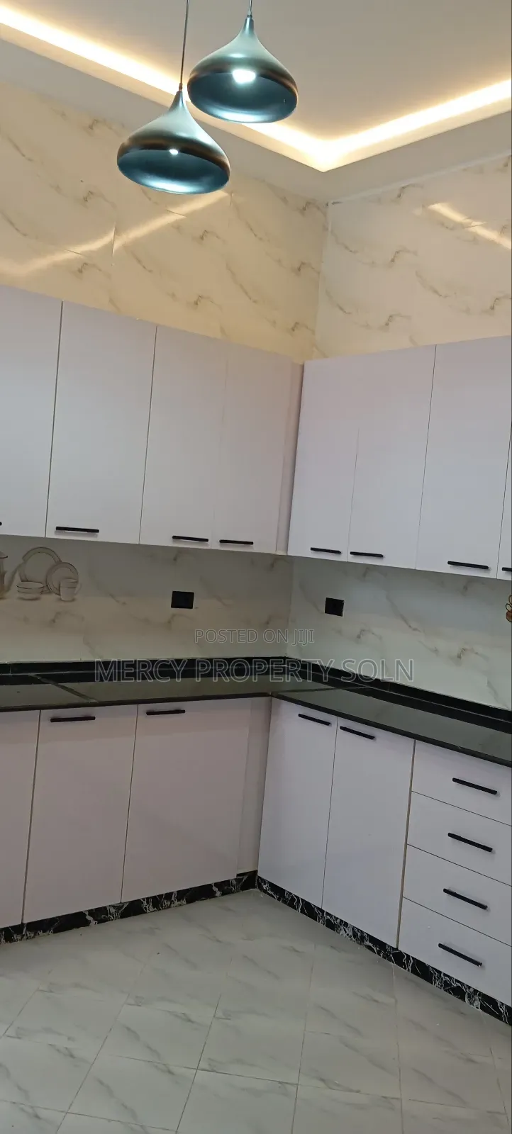 Furnished 2bdrm House in Bole for sale