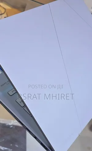 New Laptop Asus ZenBook 13 UX331UN 16GB Intel Core I7 SSD 512GB