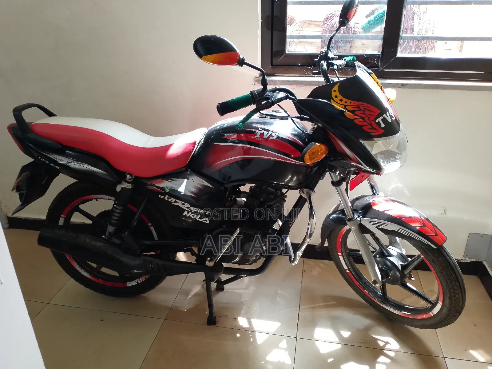 TVS HLX 125 2014 Black