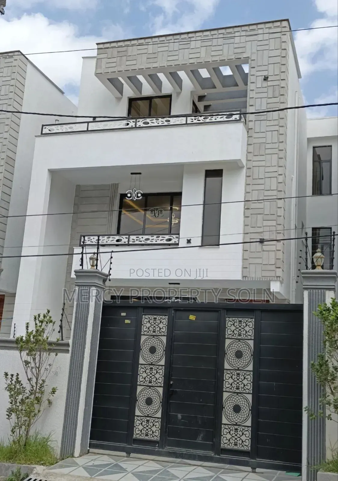 Furnished 2bdrm House in Bole for sale