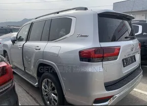 New Toyota Land Cruiser 2023 Silver