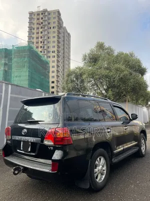 Toyota Land Cruiser 4.5 V8 TD STD 2011 Black