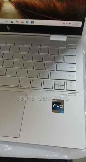 New Laptop HP Envy X360 8GB Intel Core I7 SSD 512GB