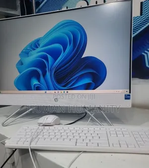 New HP 200 G4 22 All-in-One 8GB Intel Core I5 SSD 512GB