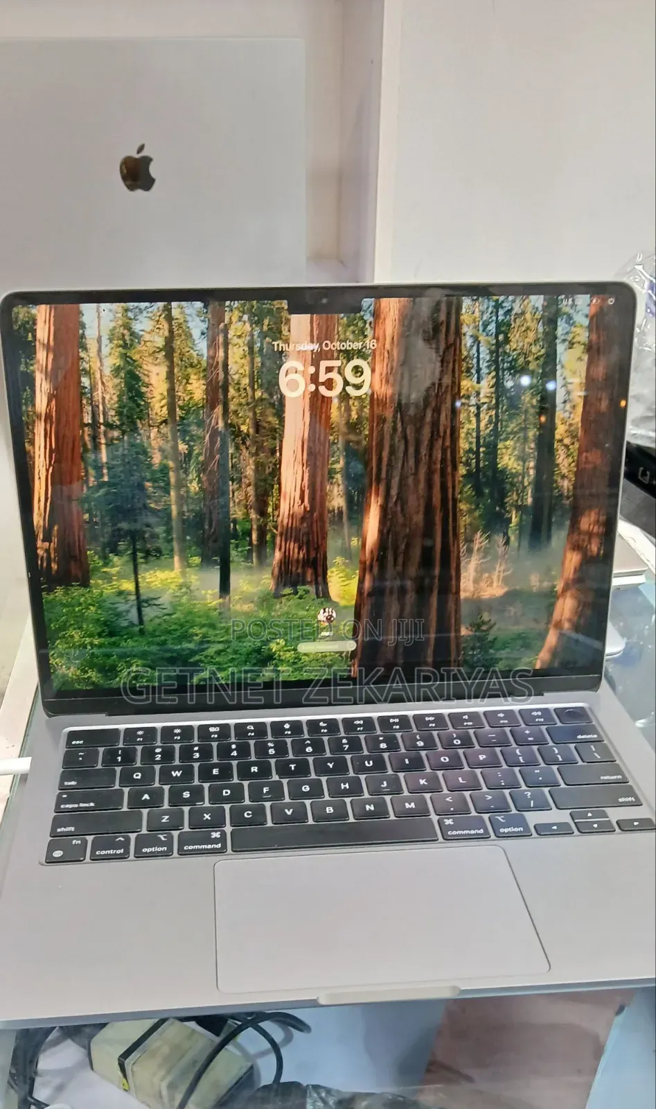 New Laptop Apple MacBook Air 2023 M2 8GB Apple M2 SSD 256GB