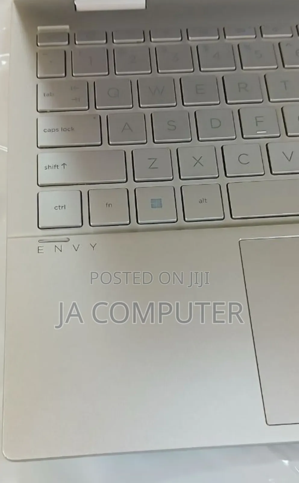 New Laptop HP Envy X360 8GB Intel Core I7 SSD 512GB