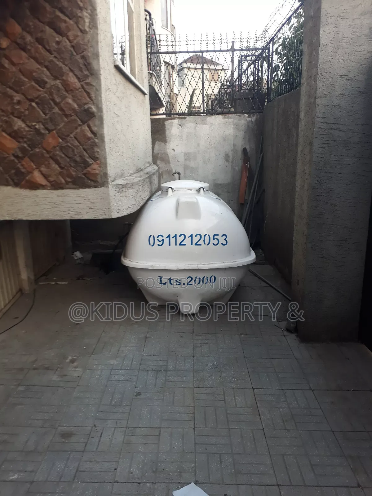 6bdrm House in Jemo 1, Nifas Silk-Lafto for rent