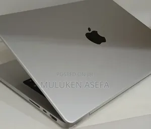 New Laptop Apple MacBook Pro M1 16GB Apple M1 Pro SSD 1T