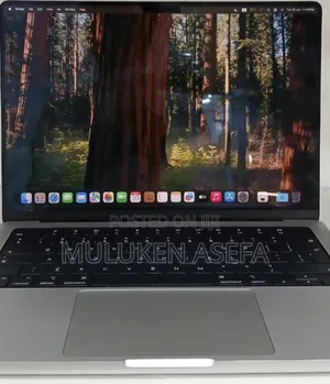 New Laptop Apple MacBook Pro M1 16GB Apple M1 Pro SSD 1T