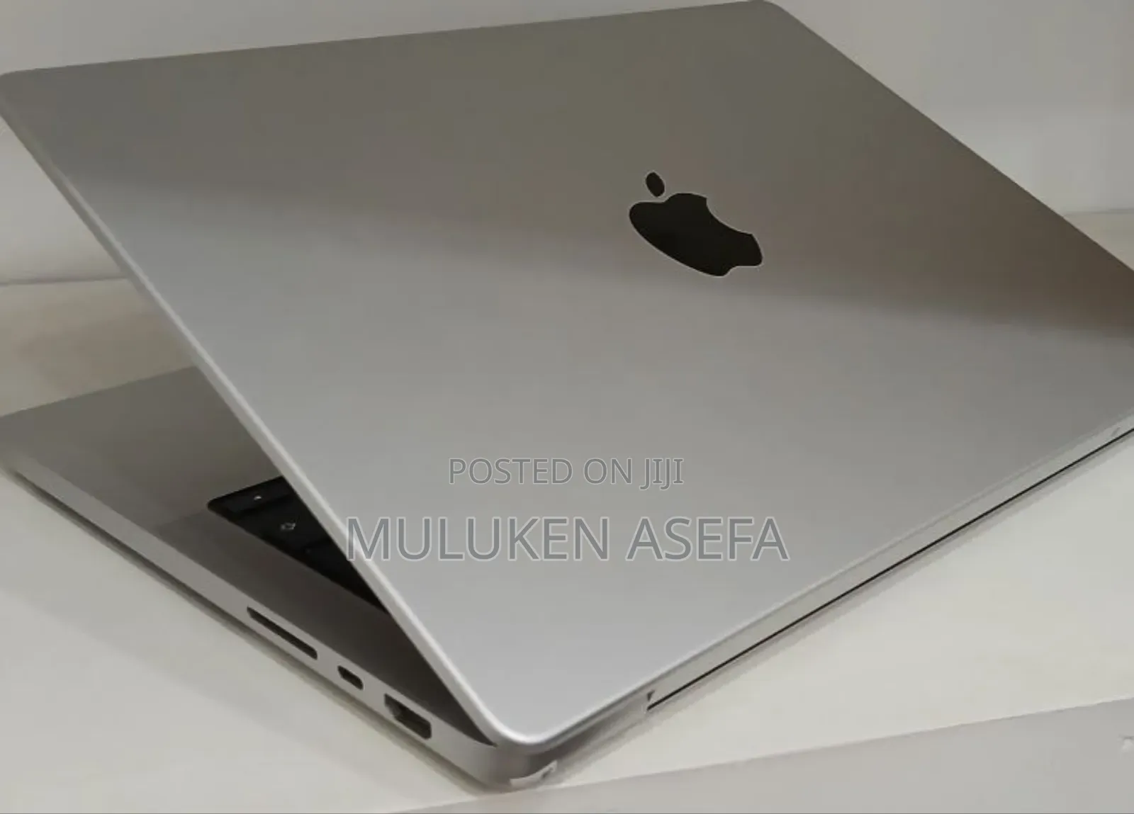 New Laptop Apple MacBook Pro M1 16GB Apple M1 Pro SSD 1T