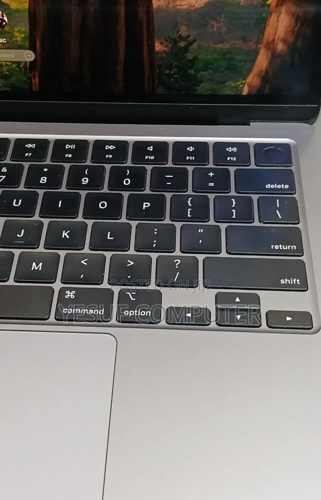 New Laptop Apple MacBook Air 2022 M2 8GB Apple M2 SSD 256GB