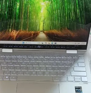 New Laptop HP Envy X360 8GB Intel Core I7 SSD 512GB