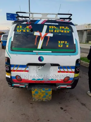 Toyota HiAce 2002 White