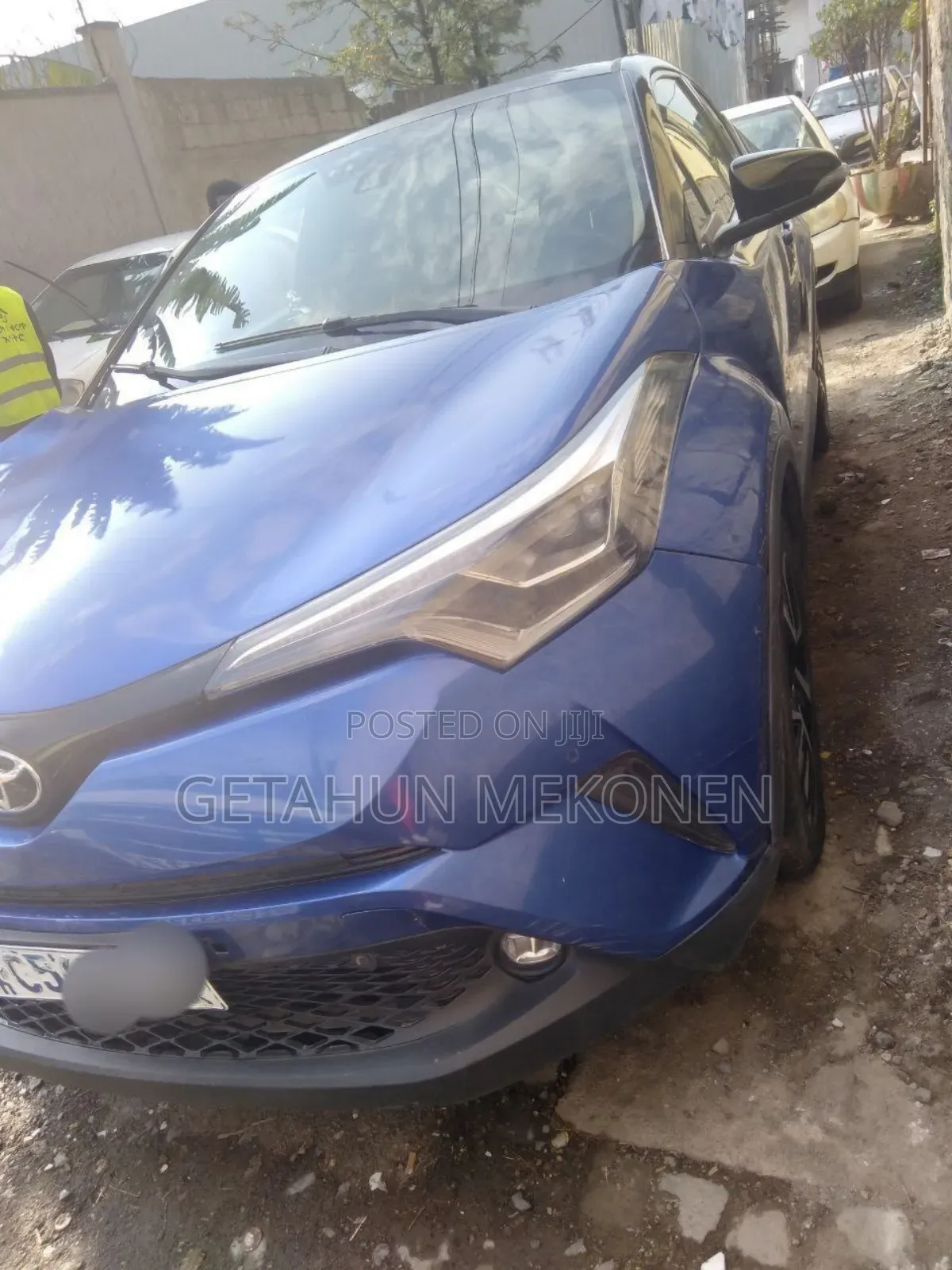 Toyota C-HR 2020 Blue