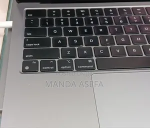 New Laptop Apple MacBook Air 2022 M2 8GB Apple M2 SSD 256GB