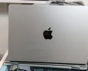 New Laptop Apple MacBook Air 2022 M2 8GB Apple M2 SSD 256GB