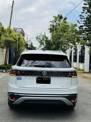 Volkswagen ID.6 2023 White
