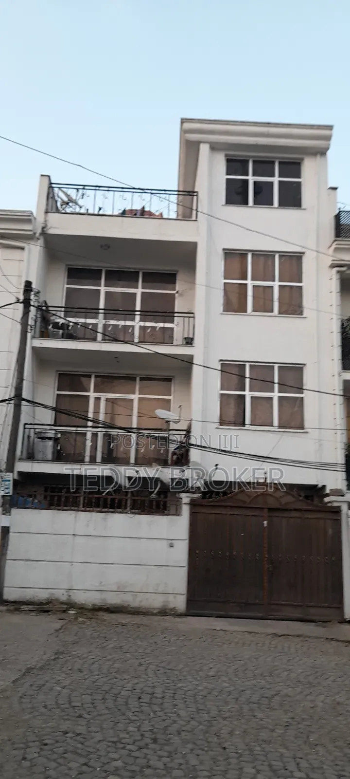 8bdrm House in Haile Garment, Nifas Silk-Lafto for sale