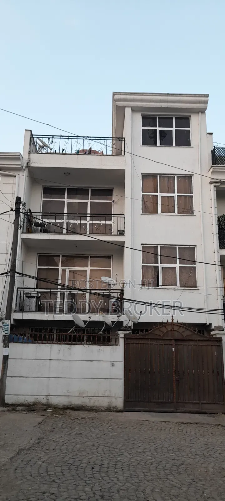 8bdrm House in Haile Garment, Nifas Silk-Lafto for sale