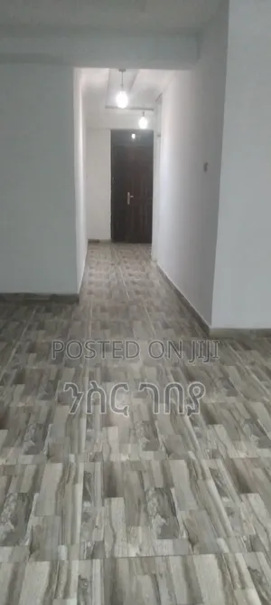 Furnished 3bdrm Condo in Ayat Ayer Menged,, Yeka for rent