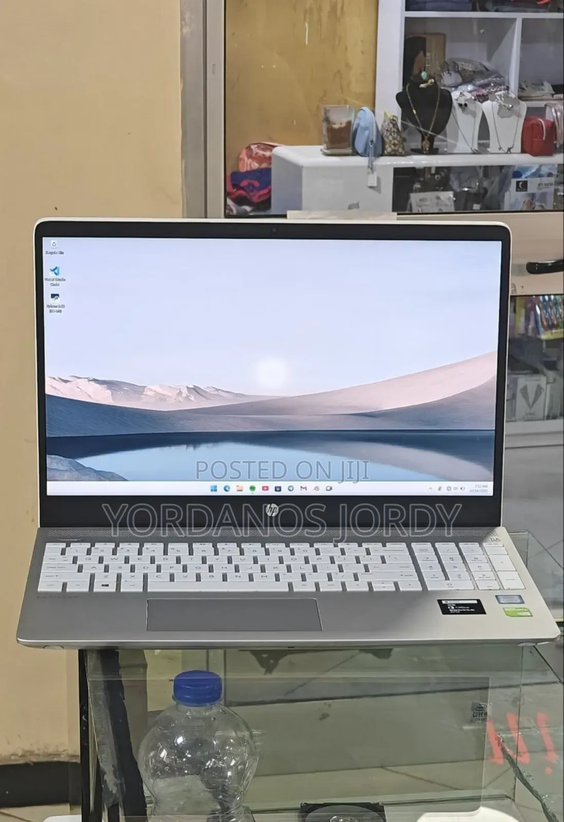 New Laptop HP Pavilion 15 8GB Intel Core I5 HDD+SSD 640GB