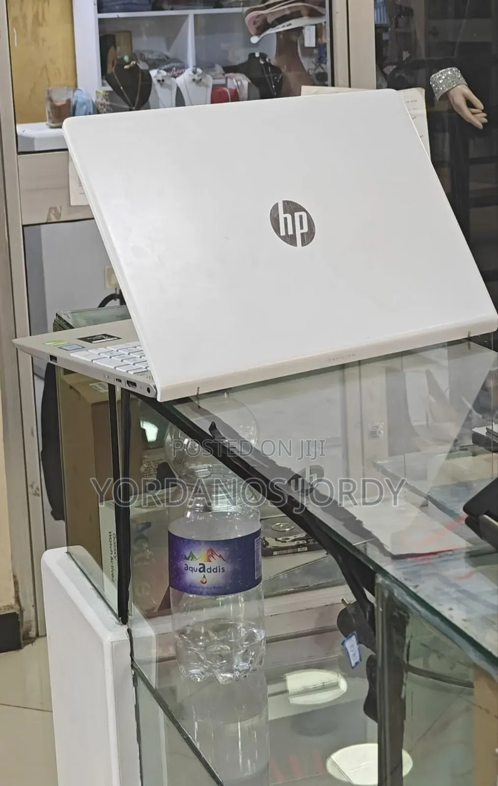 New Laptop HP Pavilion 15 8GB Intel Core I5 HDD+SSD 640GB