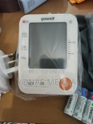 Photo - Blood Pressure Monitor国∆Machine (Rechargable拿₷Blood Presure Heart Rate