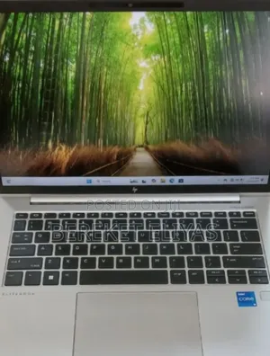 Photo - New Laptop HP EliteBook 840 G8 16GB Intel Core I5 SSD 1T