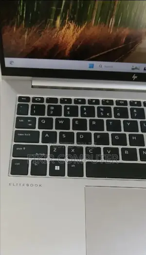 New Laptop HP EliteBook 840 10 2GB Intel Core i5 SSD 1T