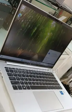 New Laptop HP EliteBook 840 10 2GB Intel Core i5 SSD 1T