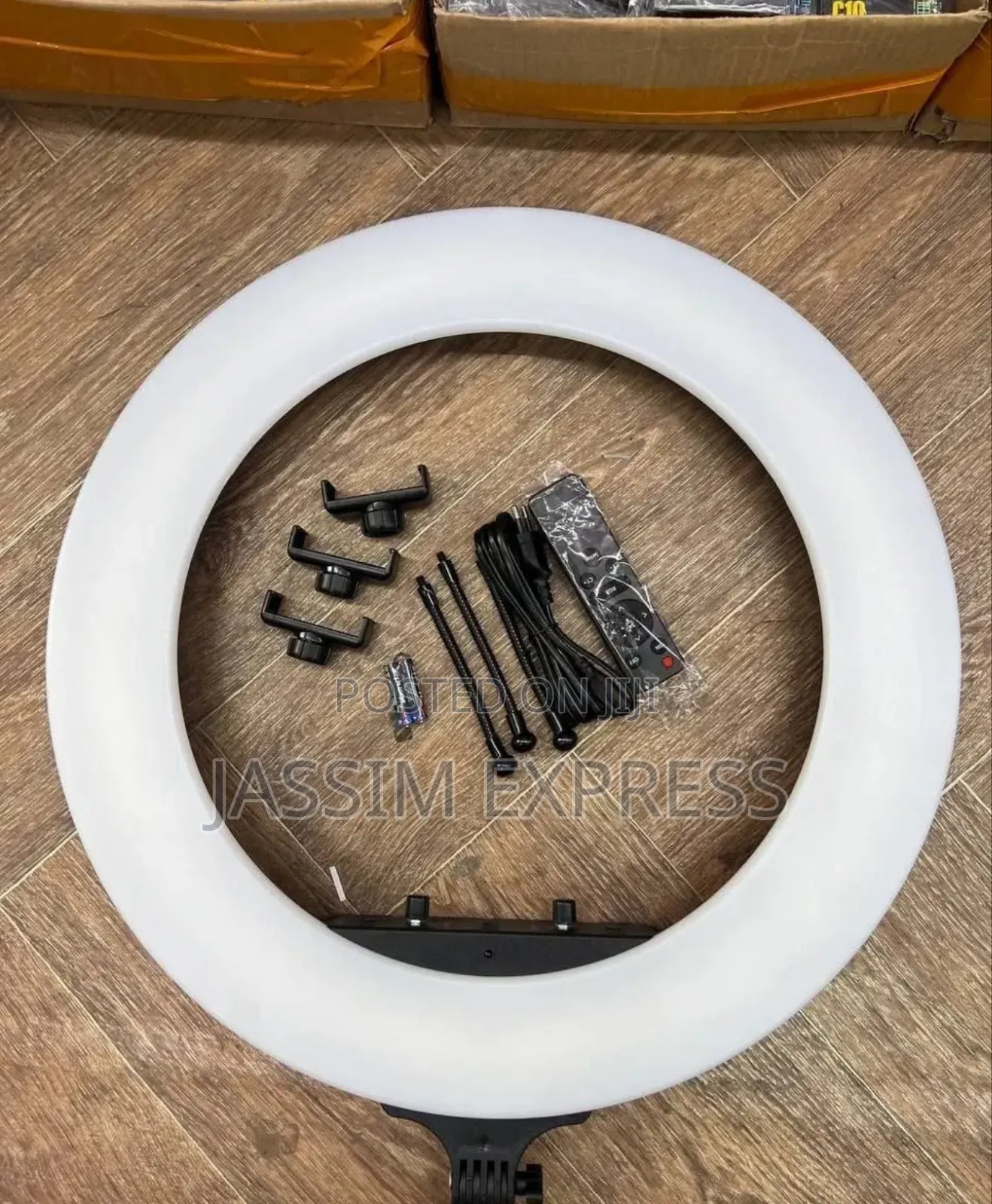 Big Size 22 Inch Ringlight 56 Centi Meter With 2 Meter Stand And Bag