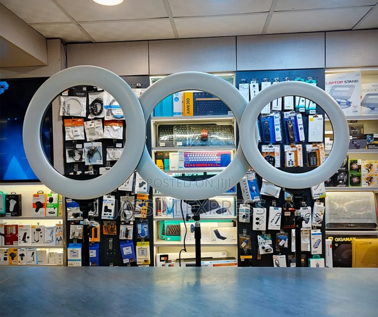 Big Size 22 Inch Ringlight 56 Centi Meter With 2 Meter Stand And Bag