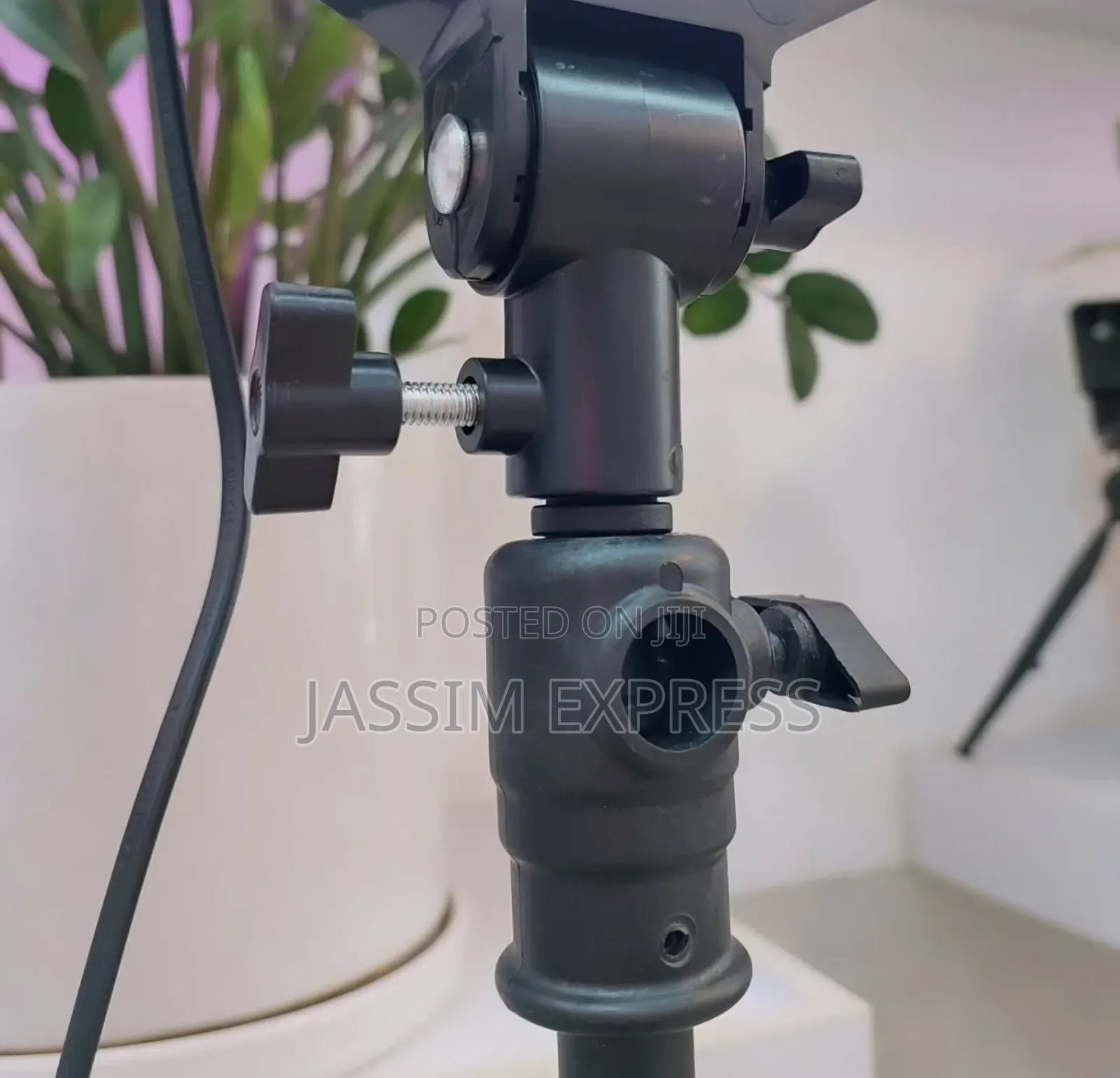 Big Size 22 Inch Ringlight 56 Centi Meter With 2 Meter Stand And Bag