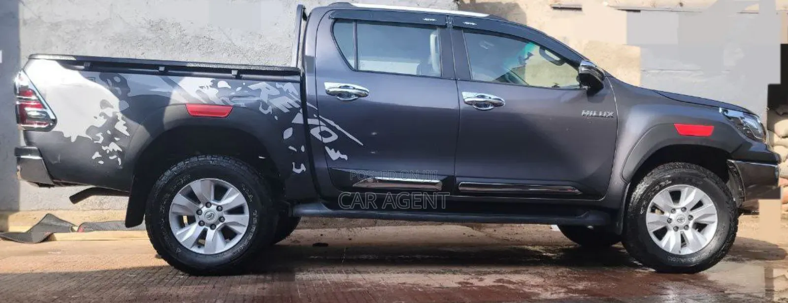 Toyota Hilux 2019 Gray