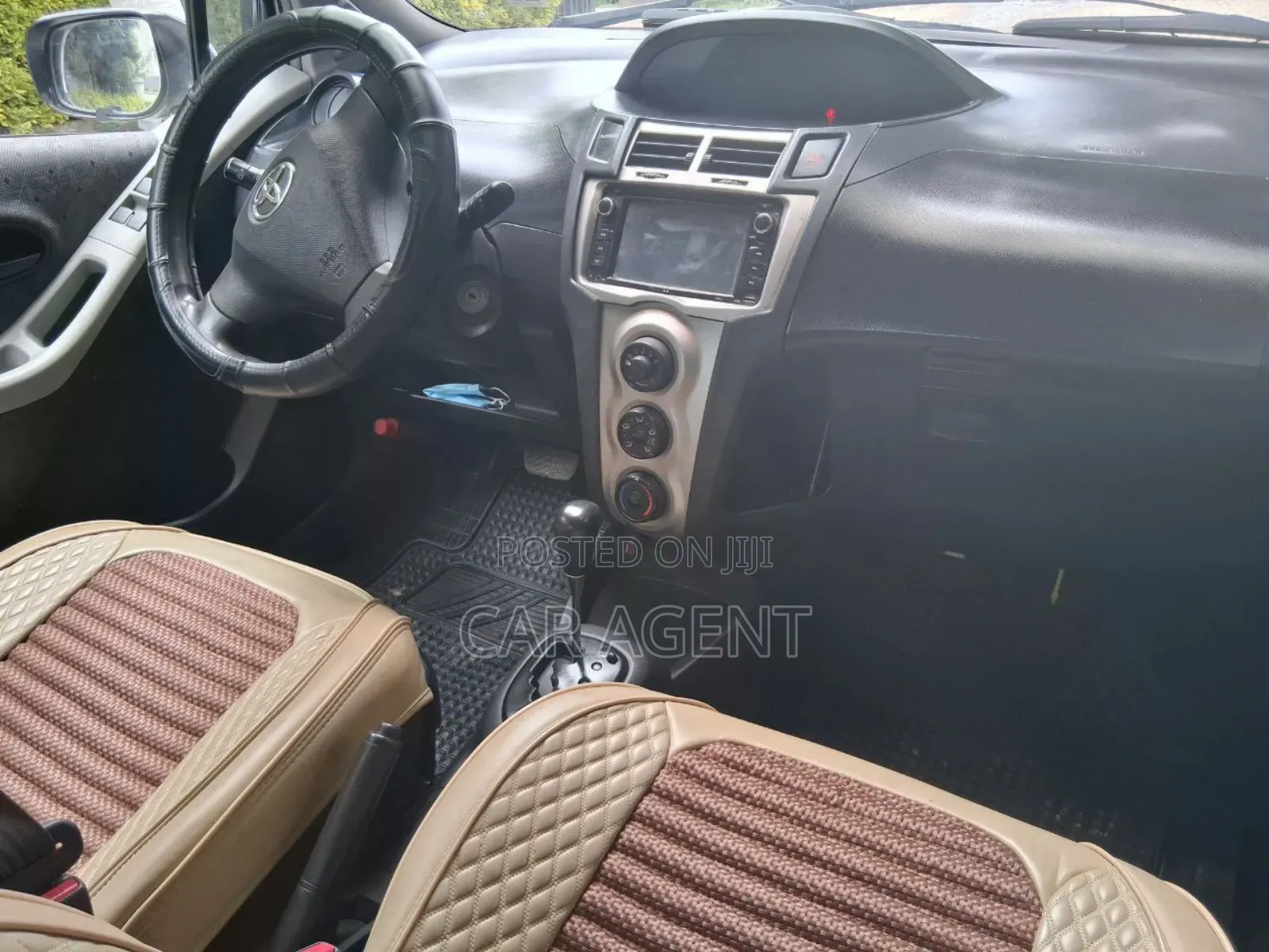 Toyota Yaris 2012 Blue