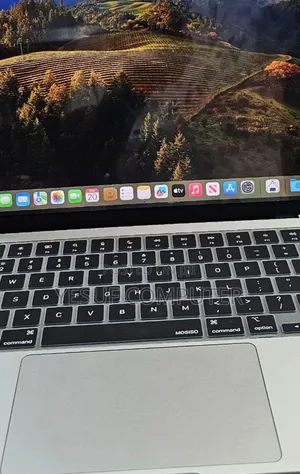 New Laptop Apple MacBook Pro 2024 M3 14-Inch 8GB Apple M3 Pro SSD 512GB