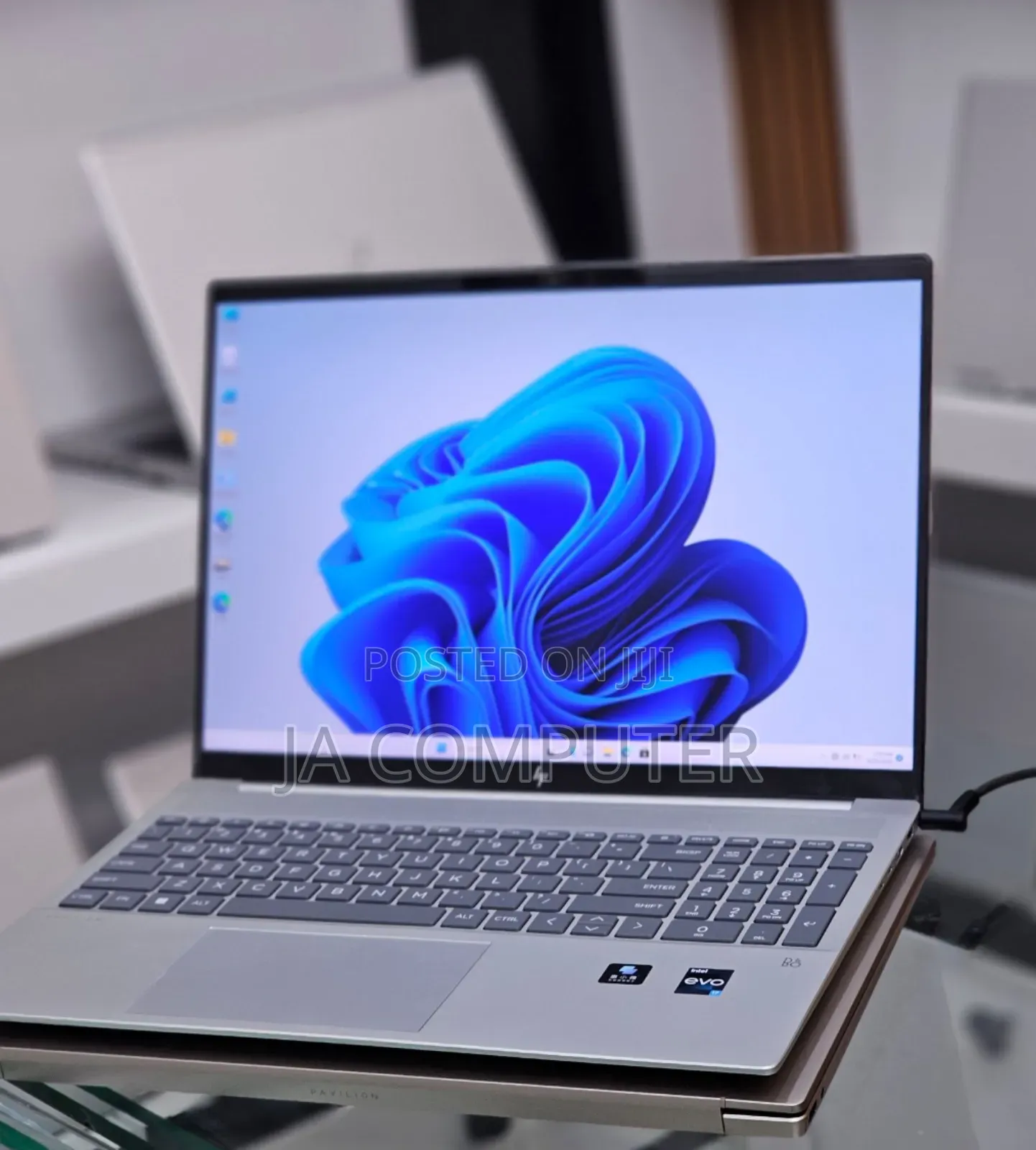 New Laptop HP Pavilion 15 16GB Intel Core I7 SSD 1T